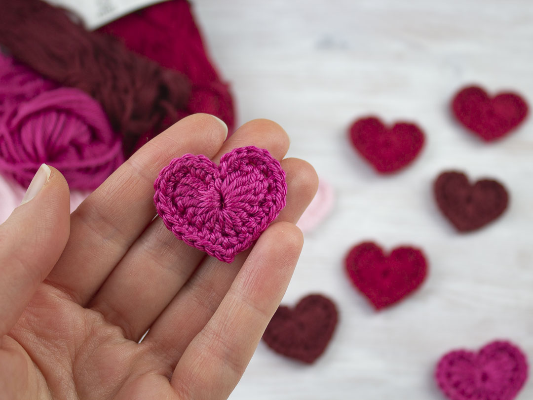 Herz Applikation häkeln - Häkelanleitung von CaroKunterbunt
