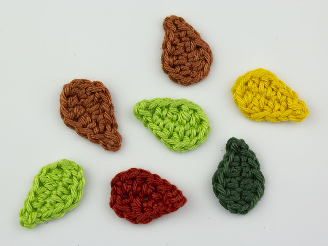 kleine Blätter häkeln - Häkelanleitung für Blatt Applikation