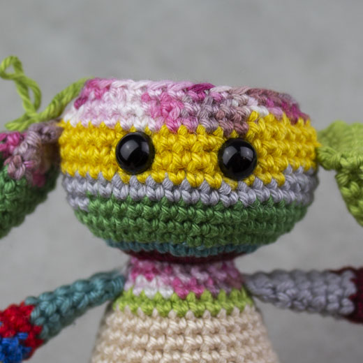 Sicherheitsaugen befestigen